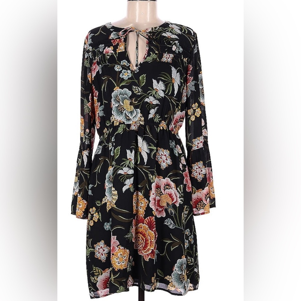 Ann Taylor Loft pretty floral Spring Dress